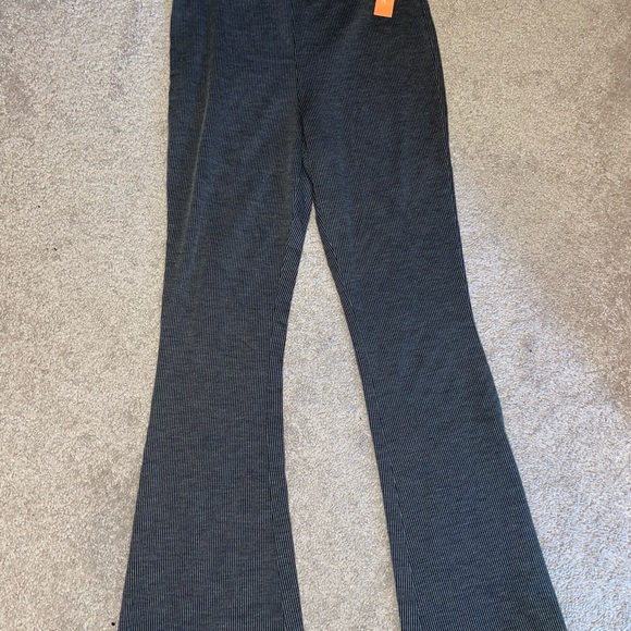 NWT Ribbed two piece set - Picture 4 of 5